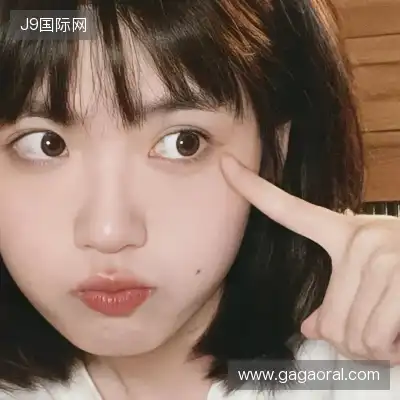 乌侃贞